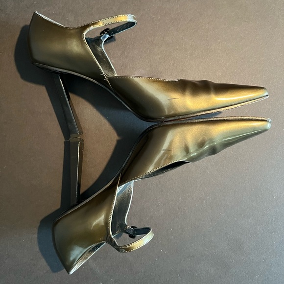 VINTAGE Stuart Weitzman Green Patent Leather Heels - Picture 3 of 9